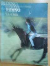 Riding (Illustrated Teach Yourself)