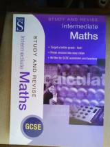Study & Revise Gcse Intermediate Maths (wh Smith Study & Rev